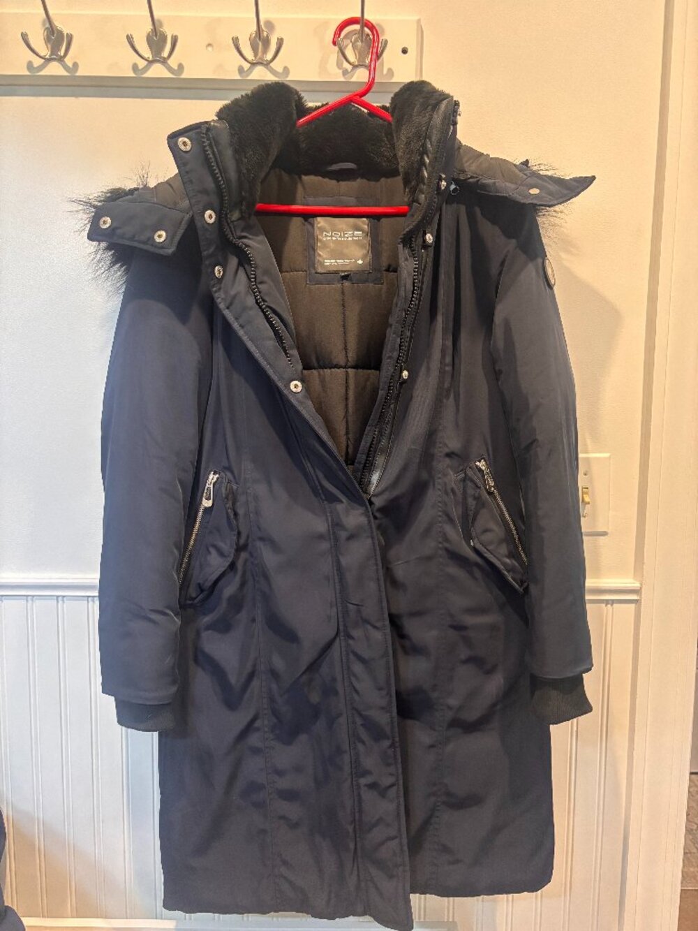 NOIZE Kristel Long Parka Jacket Size Medium-Navy Blue Vegan Faux Fur Hood